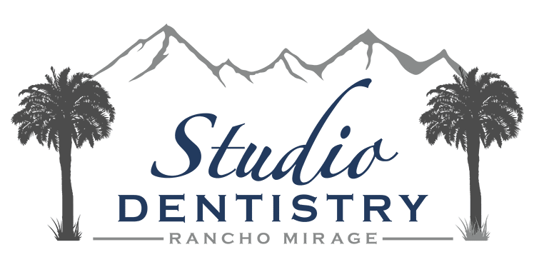 Studio dentistry logo top